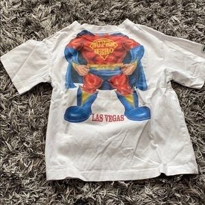 Super Hero 4T Las Vegas T shirt like new.